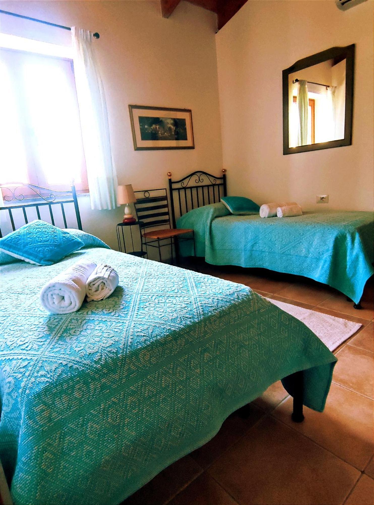 Agriturismo Su Recreu Ittiri Ngoại thất bức ảnh